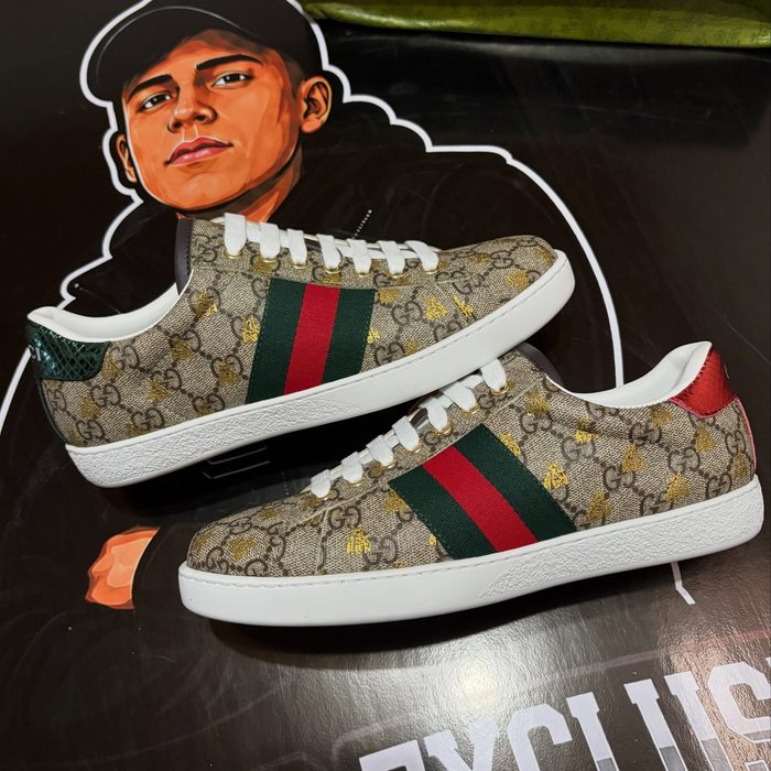 Gucci Ace GG Supreme Bees